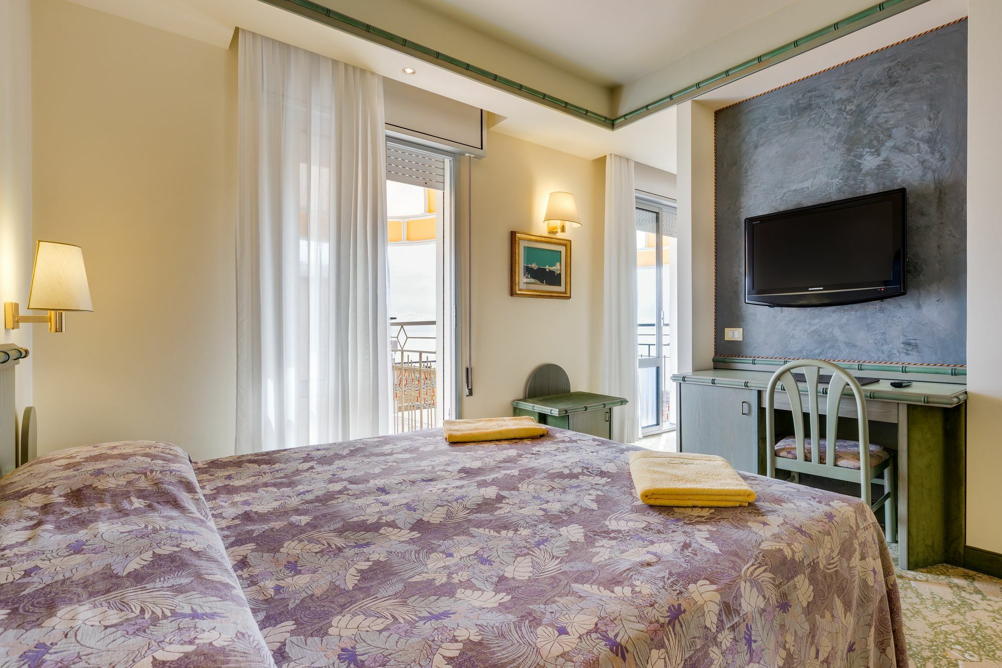 Hotel Montecarlo Lido di Jesolo Bagian luar foto